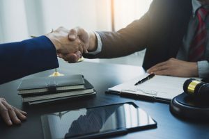 4 Tips To Help You Avoid A Partnership Lawsuit