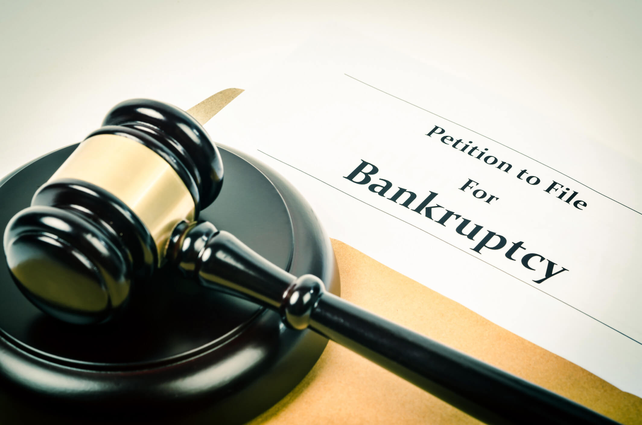 How to Decide Between Chapter 7 and Chapter 13 Bankruptcy